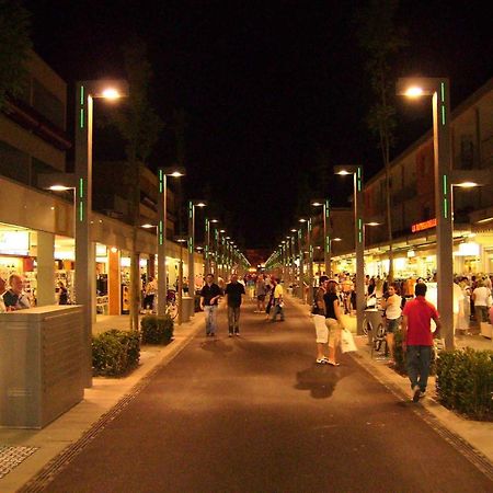 Adorable Flat For 6 Guests Next To Bibione Pinedaアパートメント エクステリア 写真